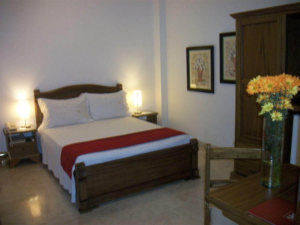 Hotel Castellana Real Cali Zewnętrze zdjęcie